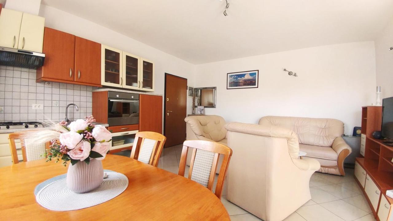 Apartment Matika, Terrace Apartment 10 Minutes Walk From Center Rovinj Exteriér fotografie